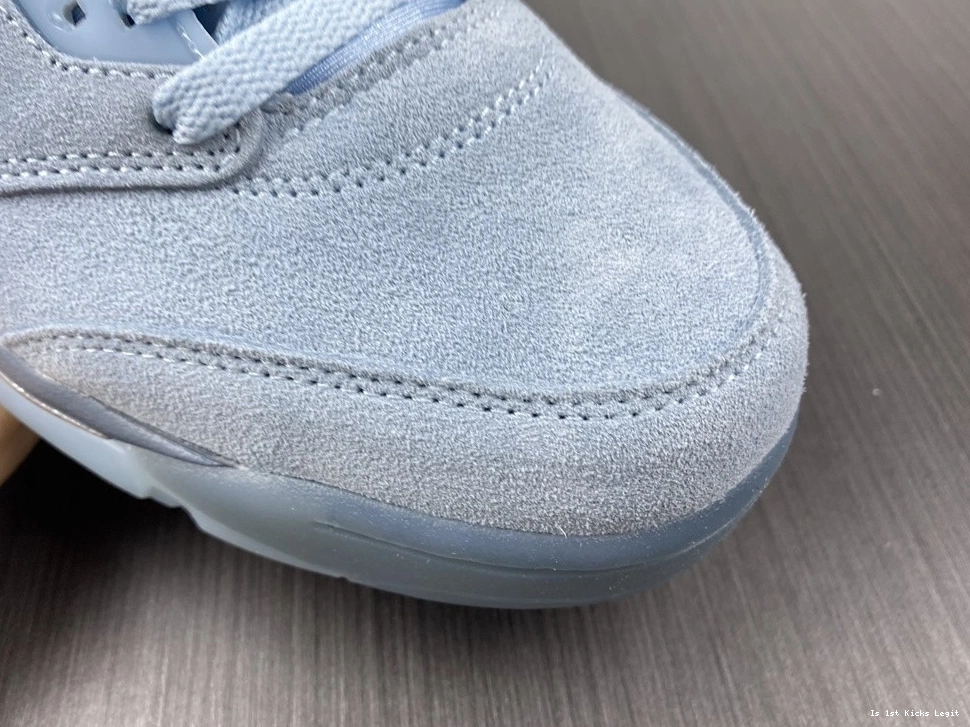 DD9336-400 (W) Bluebird Retro - Jordan 5 1224